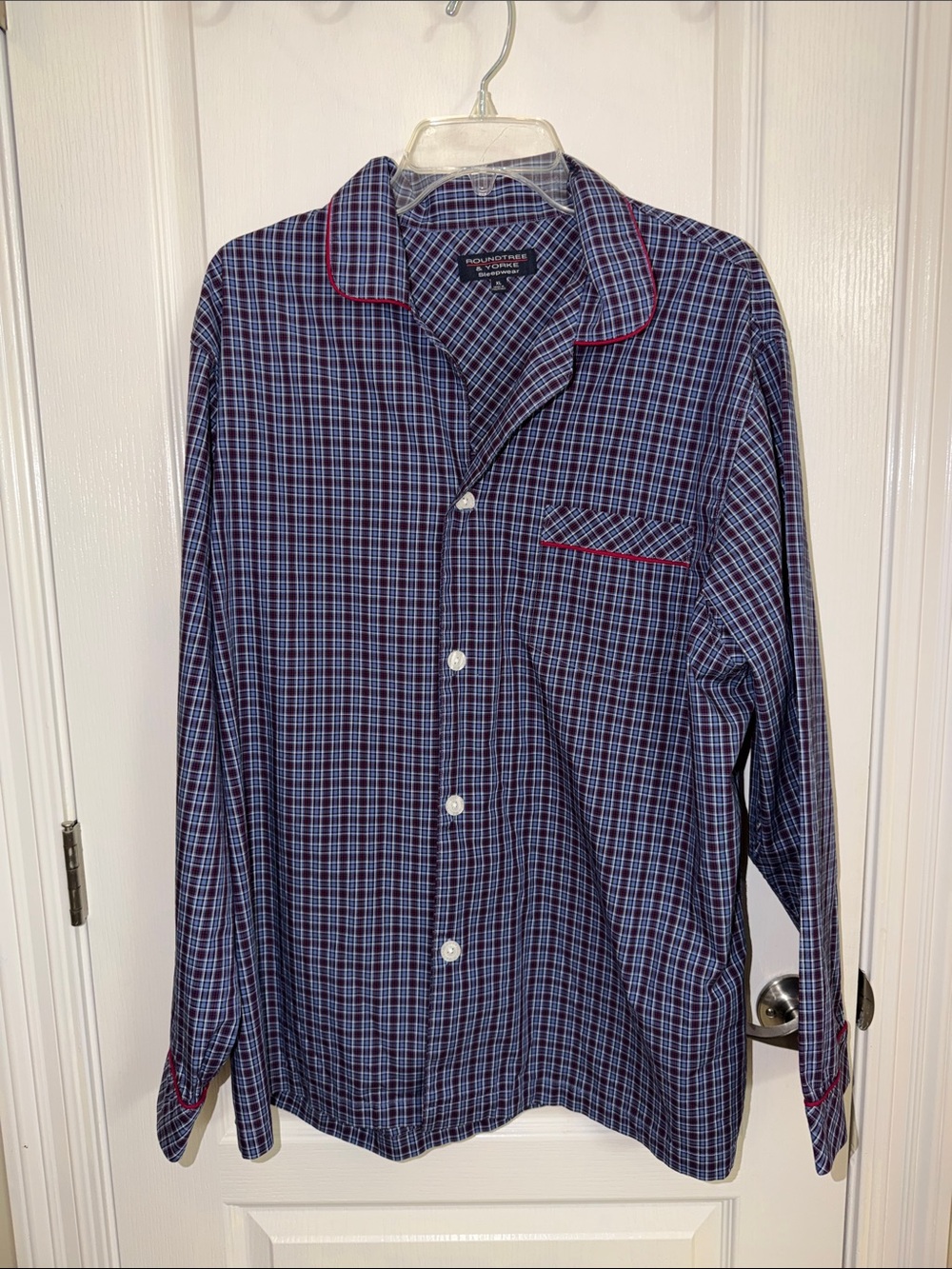 Roundtree & Yorke Navy and Red Plaid Button Down PJ Set